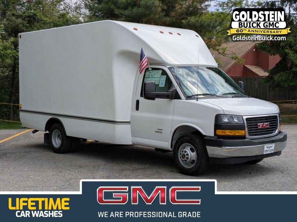 2026 GMC Savana Cutaway 4500